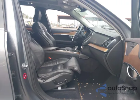 2016 Volvo Xc90 T6 Inscription z USA, uszkodzony, nr VIN YV4A22PL4G1086196